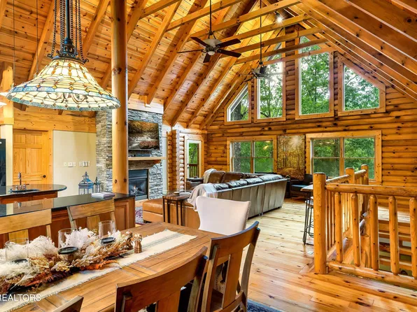 4410 Whetstone Rd, Sevierville, TN 37862