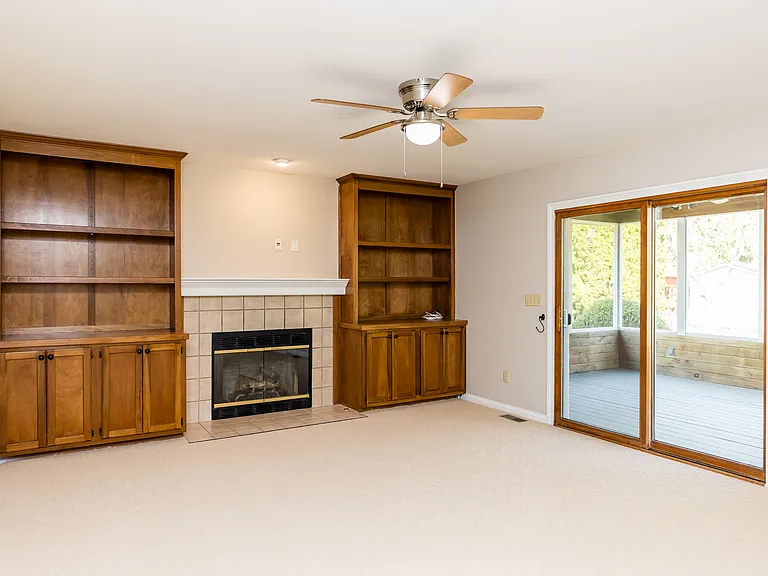 5558 Parker Hill Ln #1 — Photo 20