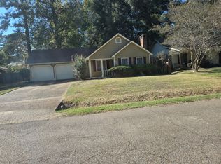 4527 Parisian Dr, Jackson, MS 39206