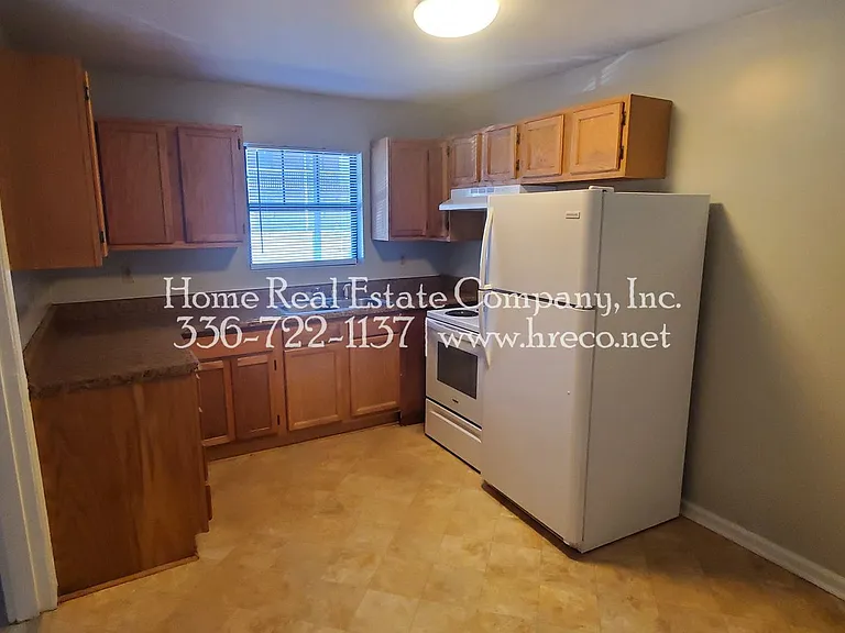 3011 Broadbay Dr #F — Photo 4