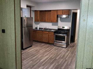 1613 Carrie St, Schenectady, NY 12308