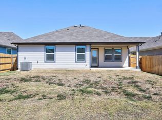 122 Fort Clark Springs Dr, Hutto, TX 78634