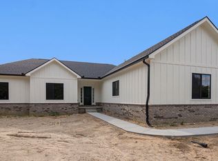 1615 Frech Ln, Howell, MI 48843