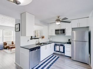 1064 Worthington Woods Blvd #17, Columbus, OH 43085