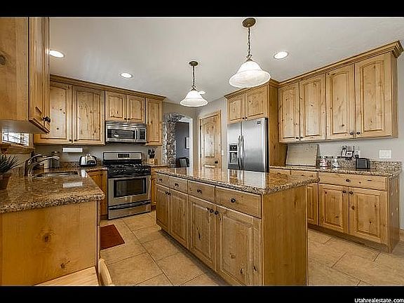 2nd image of 14462 S Muirwood Cir