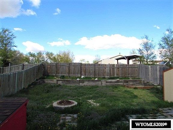 2nd image of 3562B Cleveland Dr