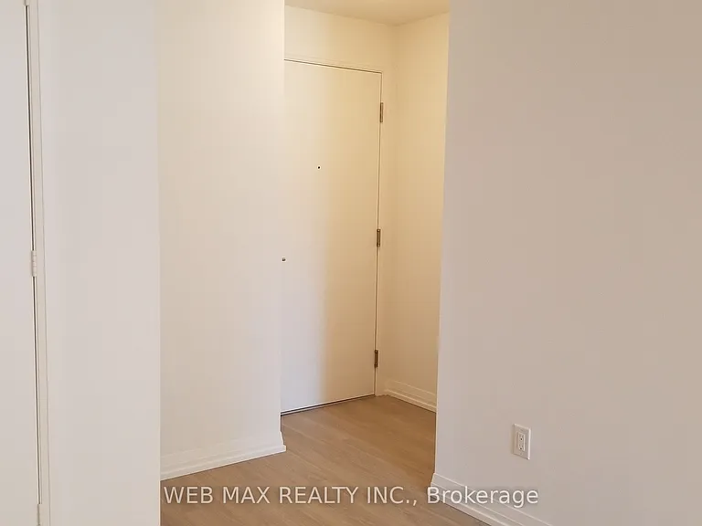 8 Widmer St #1207 — Photo 3