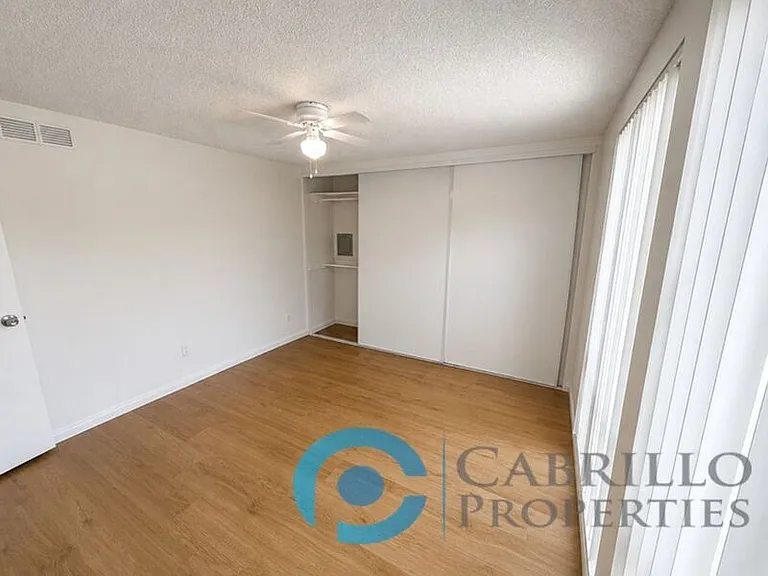 4040 Wabash Ave #1 — Photo 11