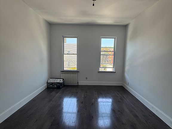 4th image of 1676 Stephen St APT 2R