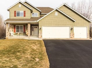 16568 Hearthside Way, Lakeville, MN 55044
