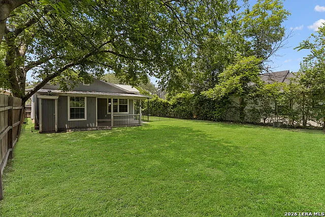604 Leigh St — Photo 18