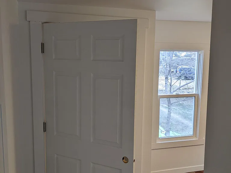 1123 Emerald St — Photo 18