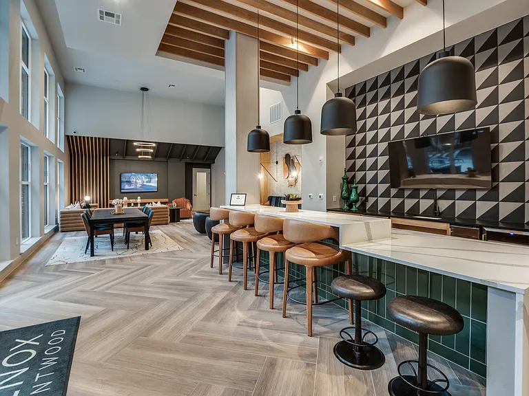 Lenox Dentwood — Photo 15