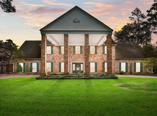 16042 Champion Dr, Spring, TX 77379