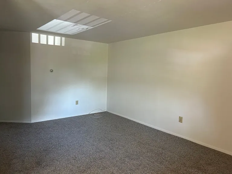 Parkside Manor Apartments — Photo 61