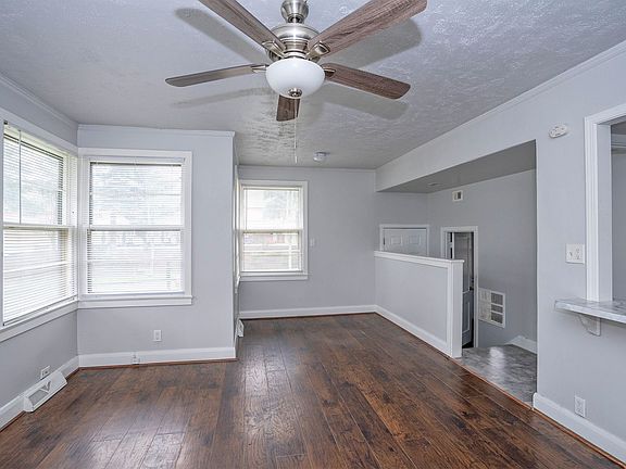 3rd image of 62 Idaho St