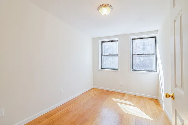 Rented by Tesla Realty Group LLC | media 36