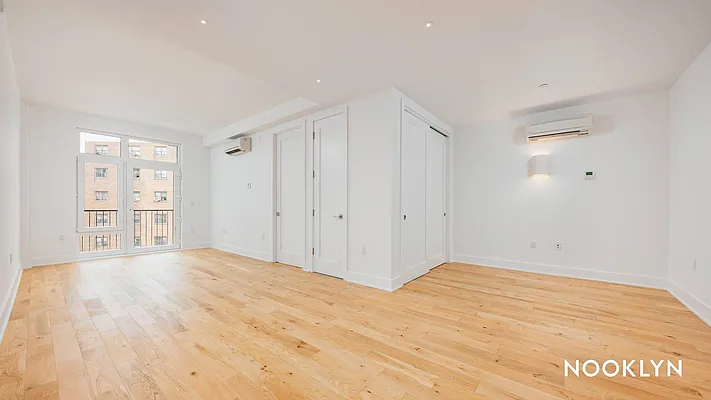 Rented by Nooklyn NYC LLC | media 70