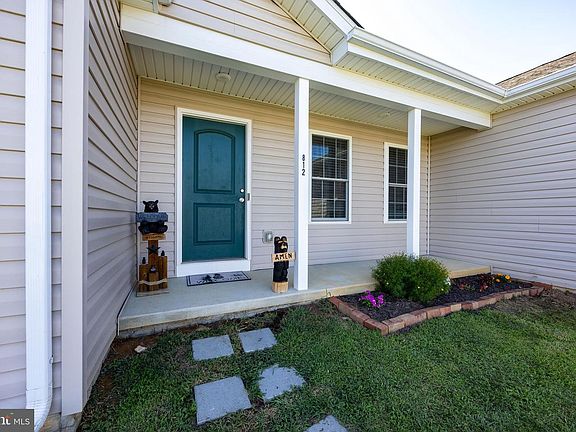 4th image of 812 Duckwoods Ln