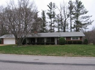 101 Roberta Ln, Belleville, IL 62223
