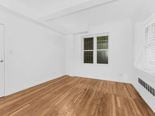 2750 Johnson Avenue image 6 of 11