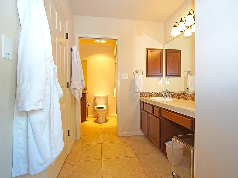 104 Paseo Vis — Photo 9
