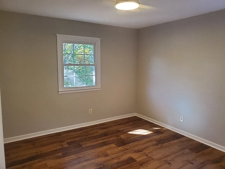 172 Grove St — Photo 11