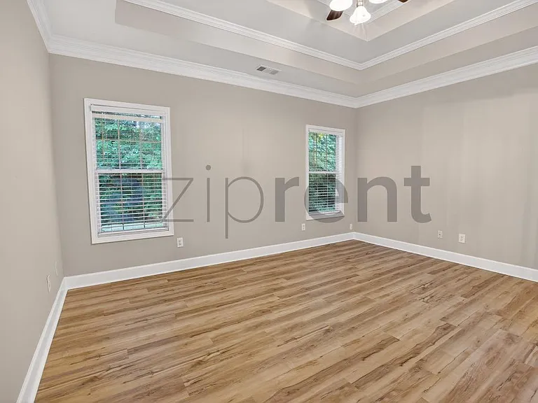 4584 Garden City Dr — Photo 22