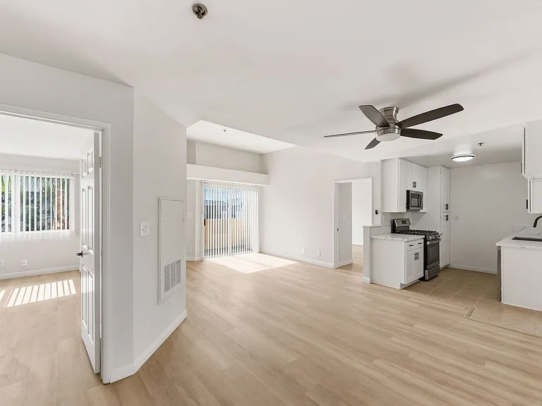 Chateau Nicole - Hulac West, LLC — Photo 9