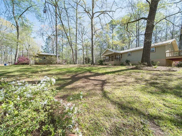 538 Winding Rd, Dadeville, AL 36853