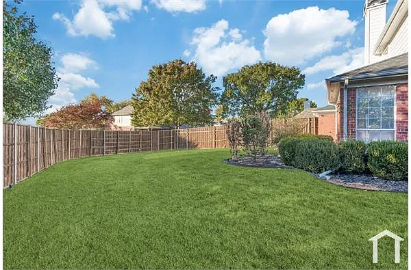 Photo 2 of 12 - 7009 Chardonnay Dr - Frisco, TX Building Photo - 7009 Chardonnay Dr