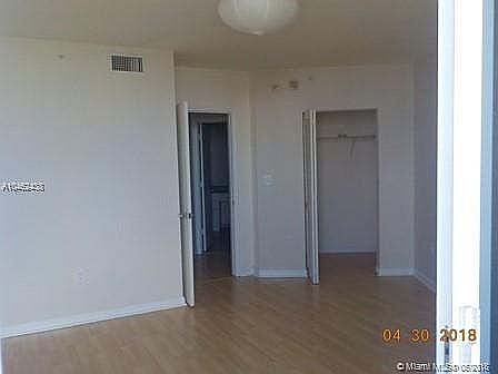 5th image of 19501 W Country Club Dr #2400
