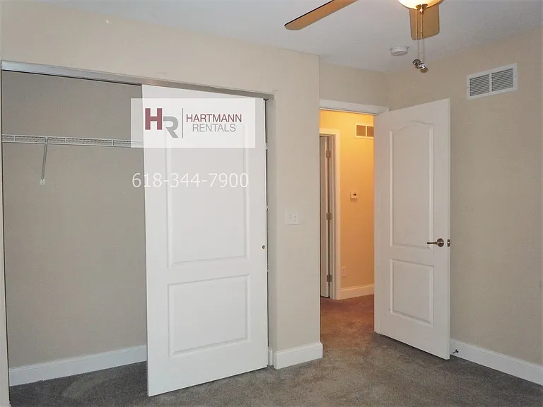 123 W Center St — Photo 14