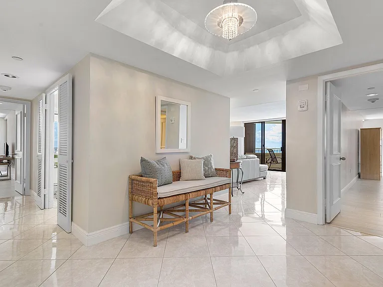 5080 N Ocean Dr #6C — Photo 4