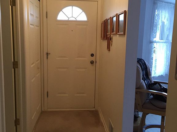 4th image of 7356 Cross Creek Dr