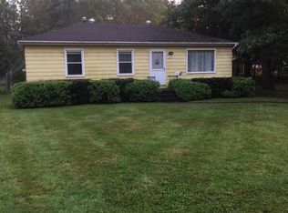 774 Georgia St NE, Grand Rapids, MI 49525