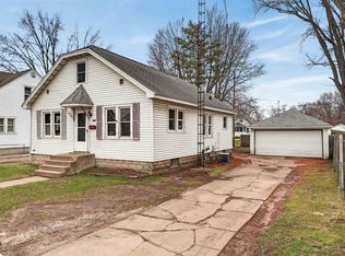 1451 Chestnut St, Wisconsin Rapids, WI 54494