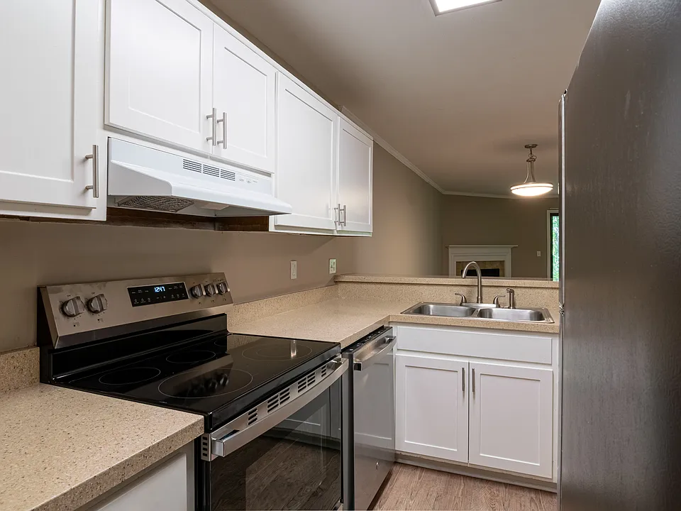 Tanager Apartments