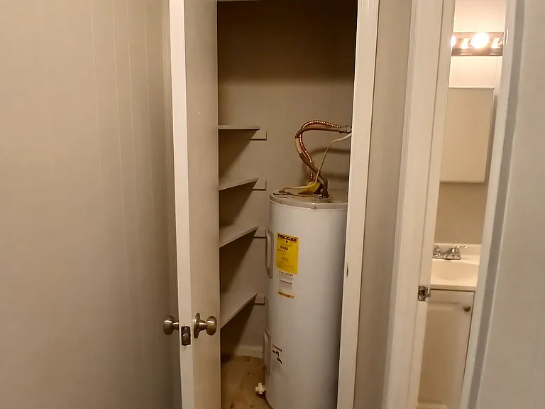 4101 McVay St SW #4 — Photo 12