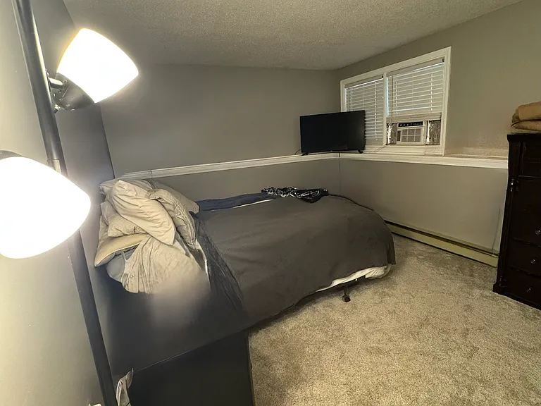 10 Lancelot Dr — Photo 12