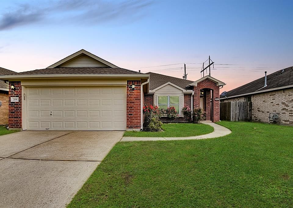 1st image of 206 Splintered Arrow Dr