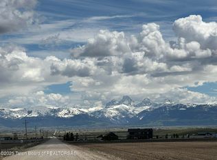 8509 Fawn Ridge Ln, Tetonia, ID 83452