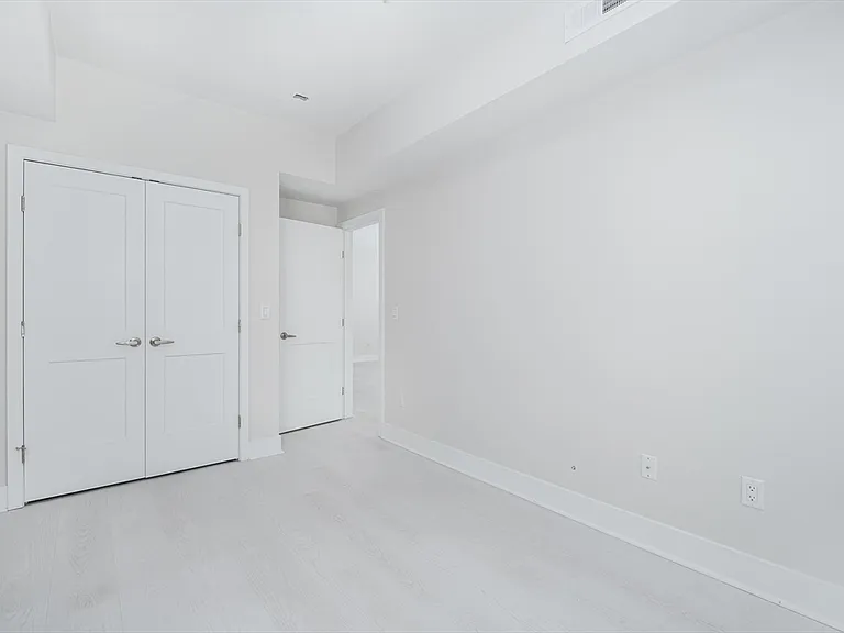 1540 N Shore Rd #101 — Photo 12