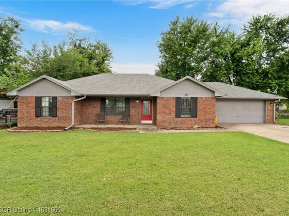 103 Bowlin Dr, Poteau, OK 74953