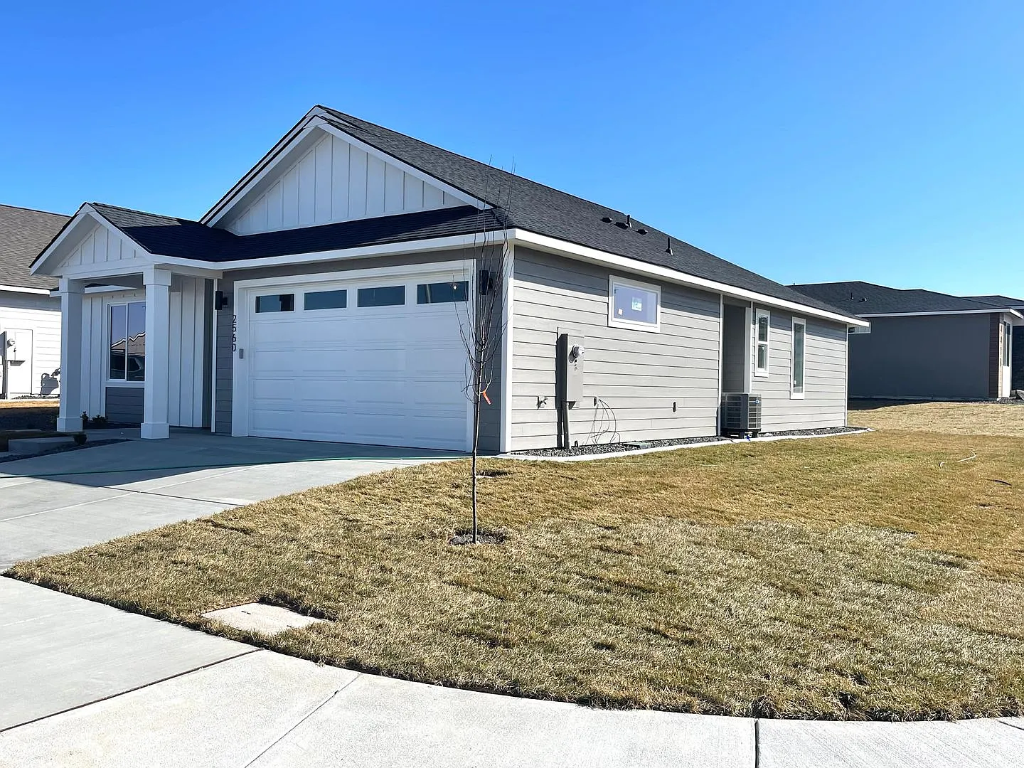 Beautiful 3 Bedroom in Richland near the Mercantile! Corner lot! — Photo 3