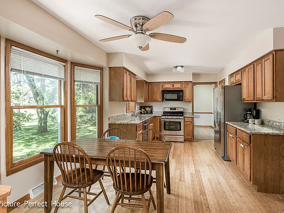3rd image of 24311 Greenberg Ct