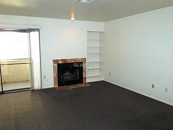 2nd image of 1325 Del Mar St APT 1