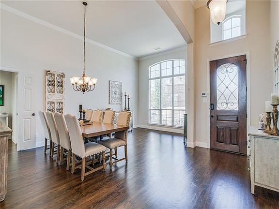 2nd image of 7544 Meadow Run Ln