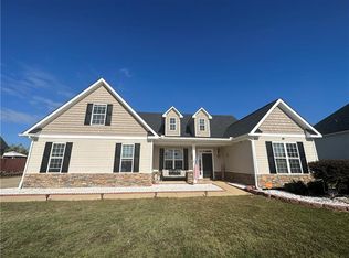 31 Creek Trl, Fort Mitchell, AL 36856