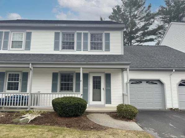 4 Perkins Drive, Essex, VT 05452